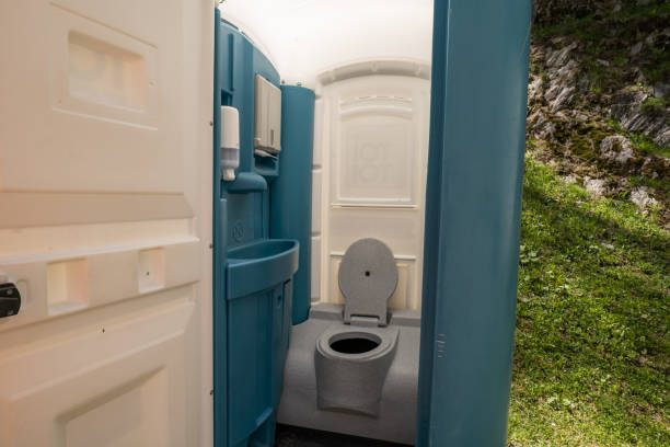 Porta potty rental for festivals in Oak Hills, CA