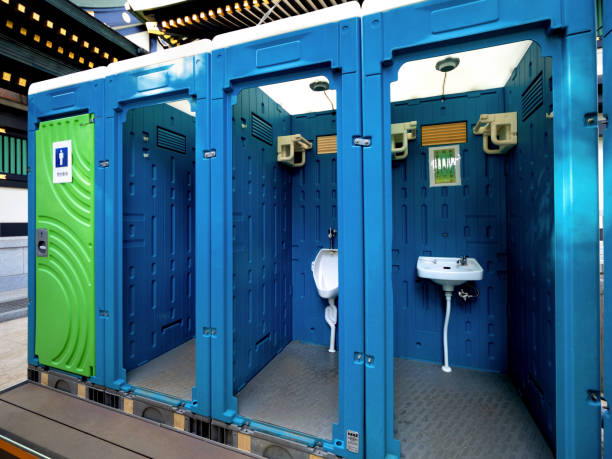 Best High-end porta potty rental  in Oak Hills, CA