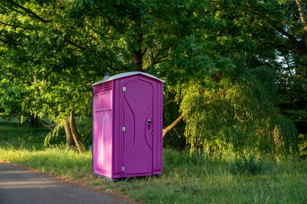 Portable Toilet Options We Offer in Oak Hills, CA